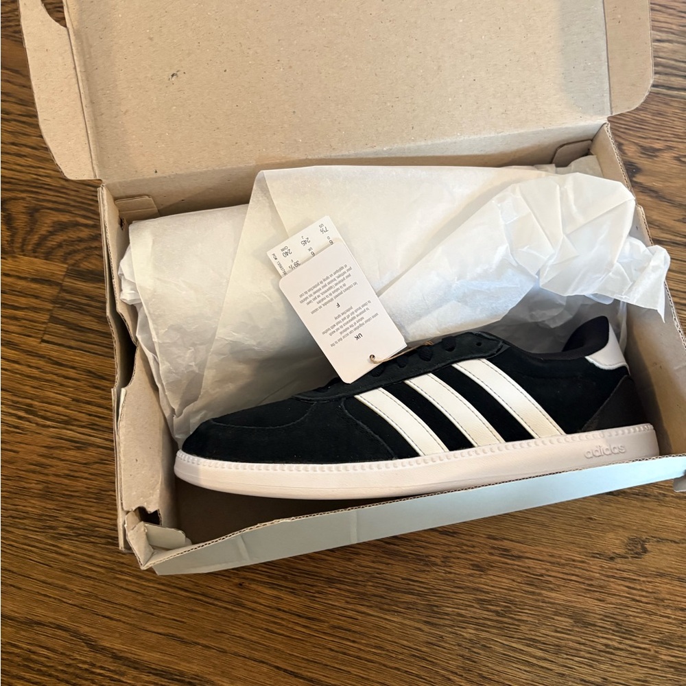 adidas women's breaknet sleek sneaker Size 7.5 - Brand New. Exact Pair.